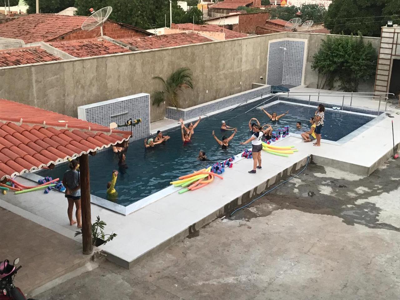Hotel Uniao Açu Buitenkant foto